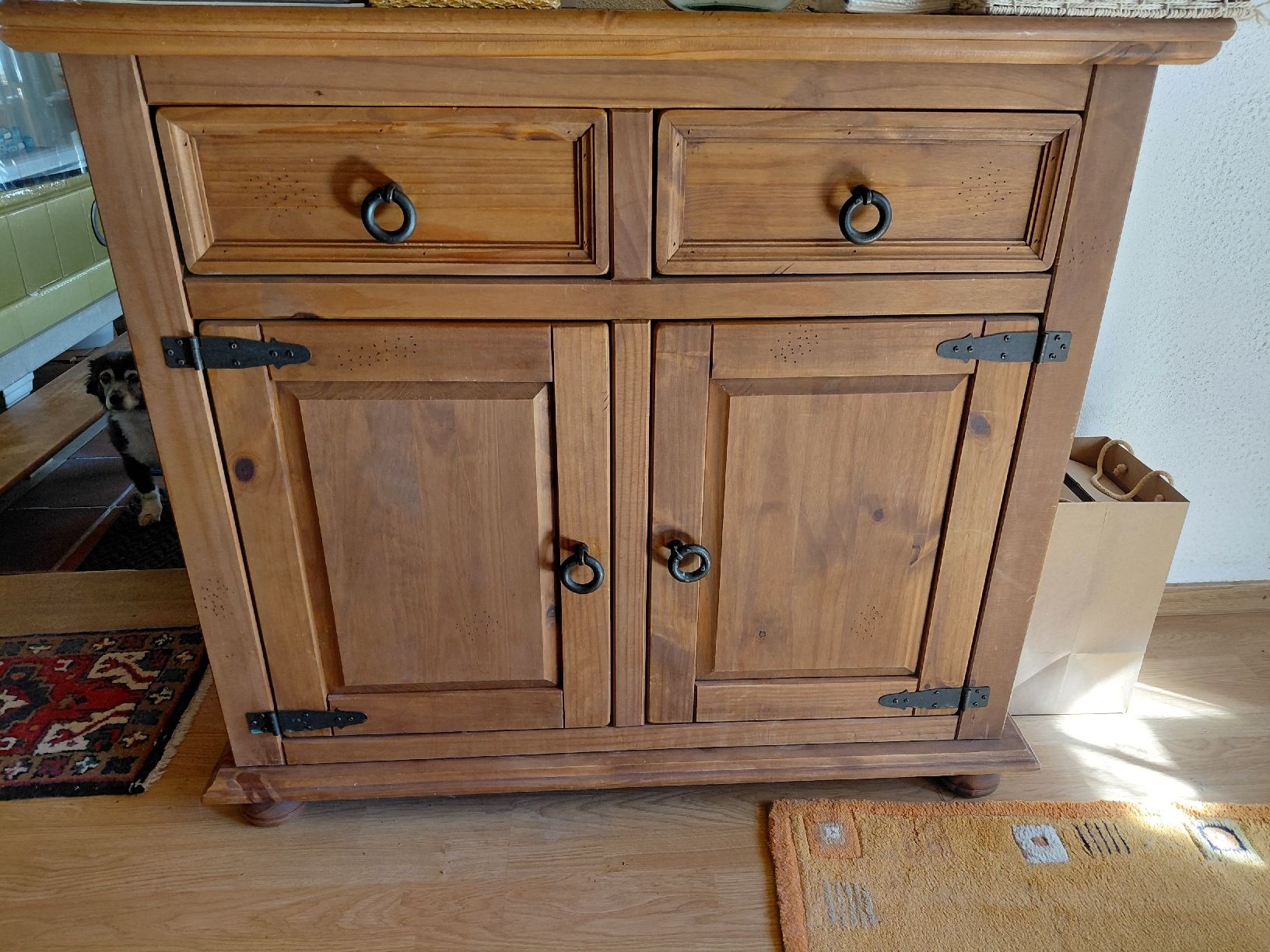 Commodes: Zwei Holzkommoden  – D'occasion à Ennetbühl par Marlon79 2