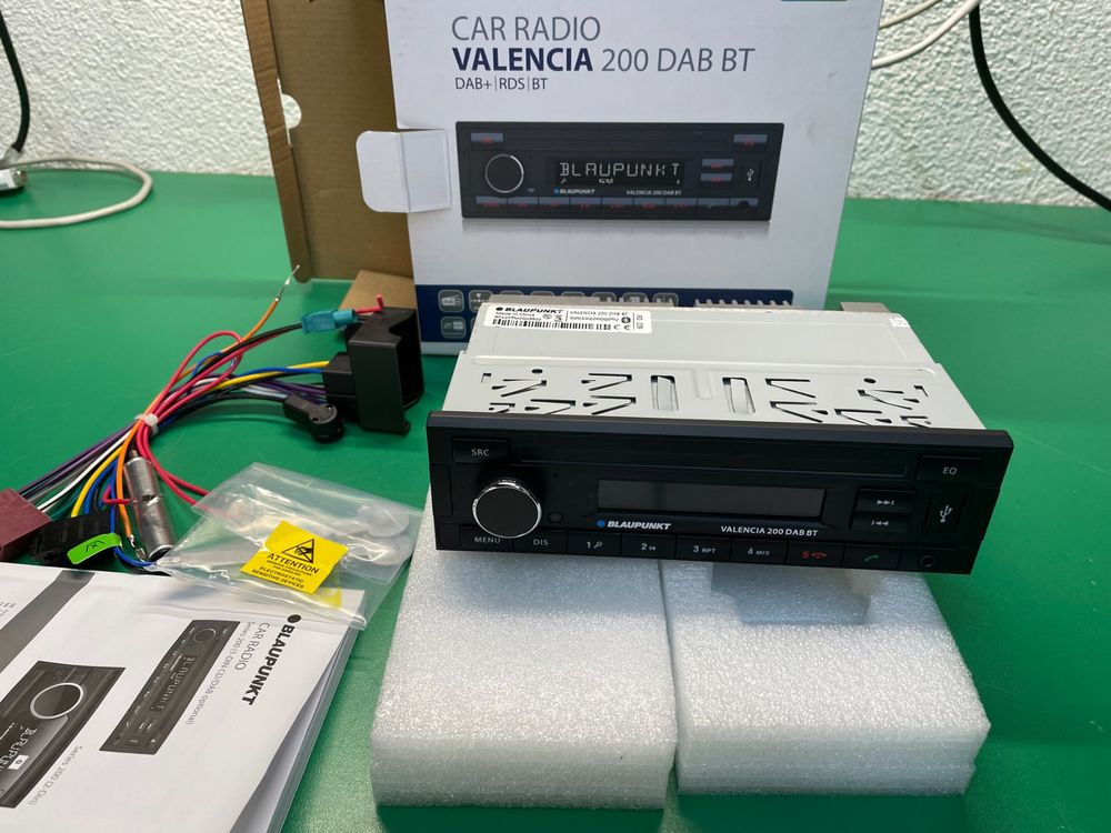 Blaupunkt Valencia 200 DAB BT Autoradio Bluetooth