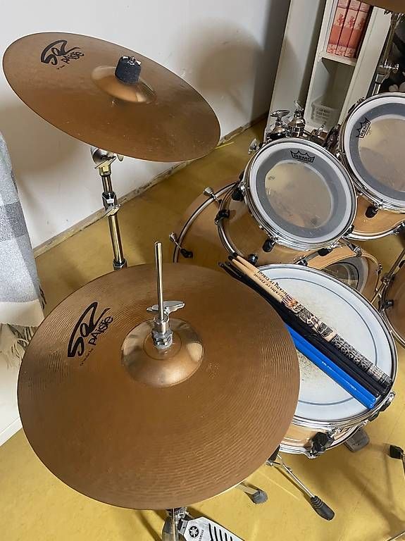 Musikinstrumente: Drum-Set Yamaha Advantage Stage Custom – Gebraucht aus Chur von CalandaBrau 2