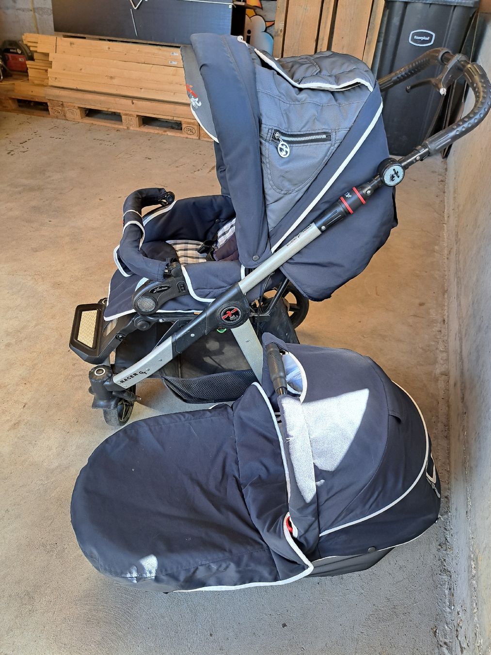 Hartan Carrozzine: Kinderwagen Hartan – Usato da Menznau venduto da Sim_Ste 1