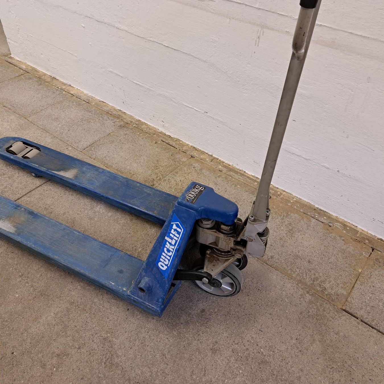 Palettenrolli Quick Lift Hubwagen Rolli 2000Kg (Gebraucht) in Belp für ...