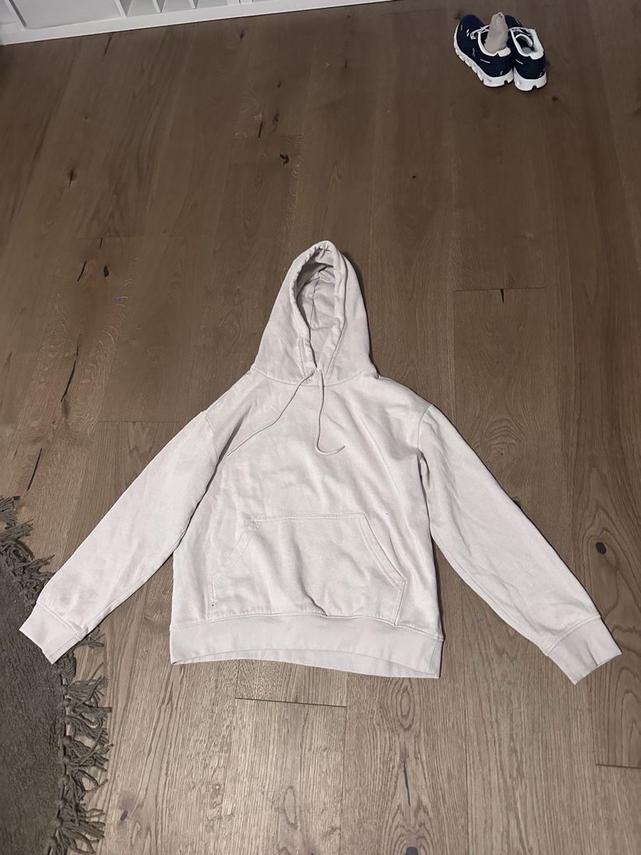 H&M Pulls & Sweat-shirts: Pullover / Grösse S – D'occasion à Konolfingen par Noelle_Bachmann