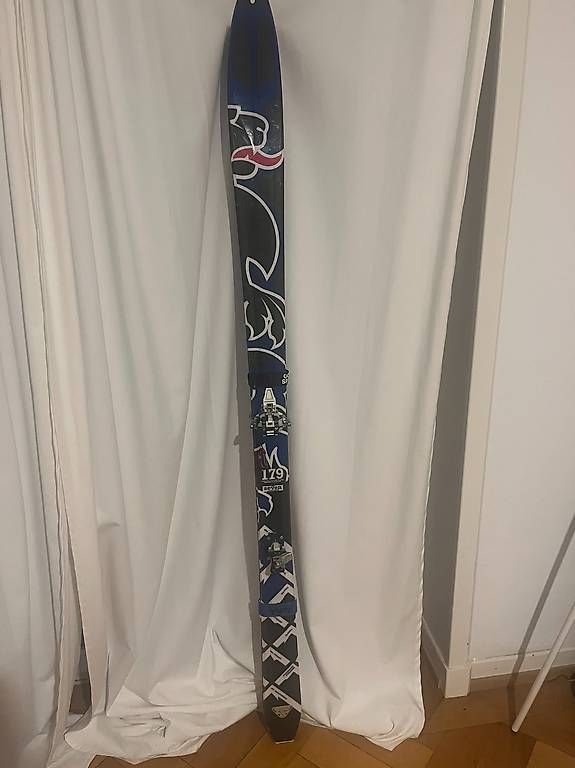 Dynafit Skis: Skis de rando / peau de phoque – D'occasion à Lausanne par Tim0thee99 2
