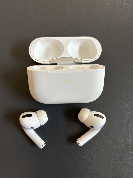 Apple AirPods Pro 1. Gen + Wireless Charging Case ab 1.- 2