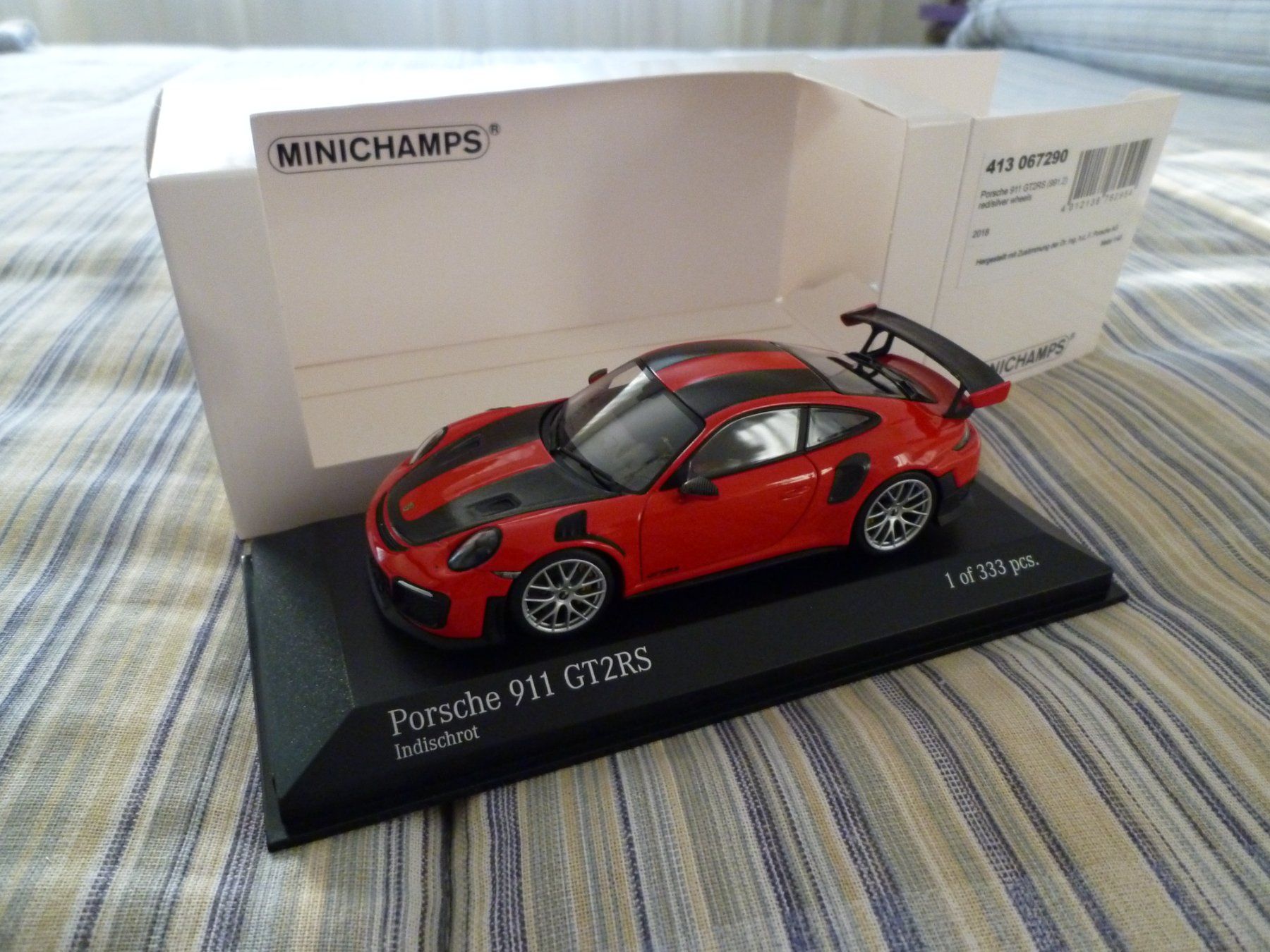 Porsche Modellini d'auto: Porsche 911 GT2 RS "991.2" (2018) – Nuovo e nell'imballaggio originale da Flawil venduto da Imperiosud 5