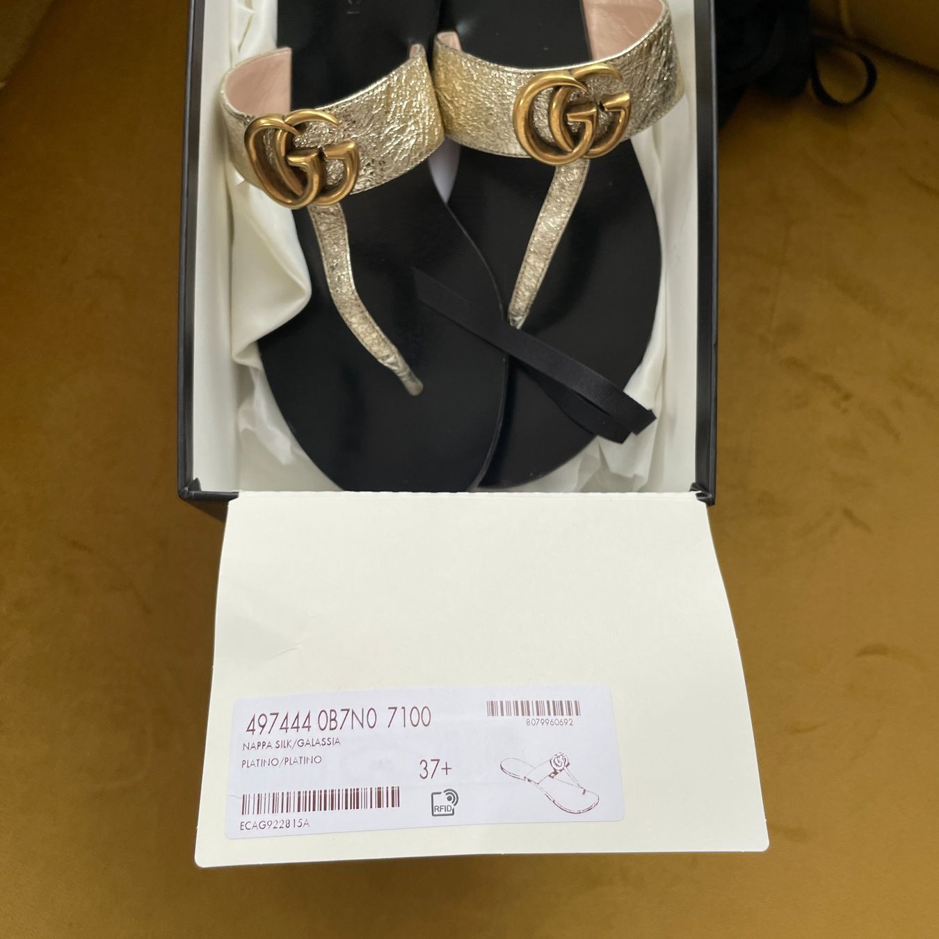 Gucci Damenschuhe: Gucci Sandalen gold – Gebraucht aus Dagmersellen von sheli17 2