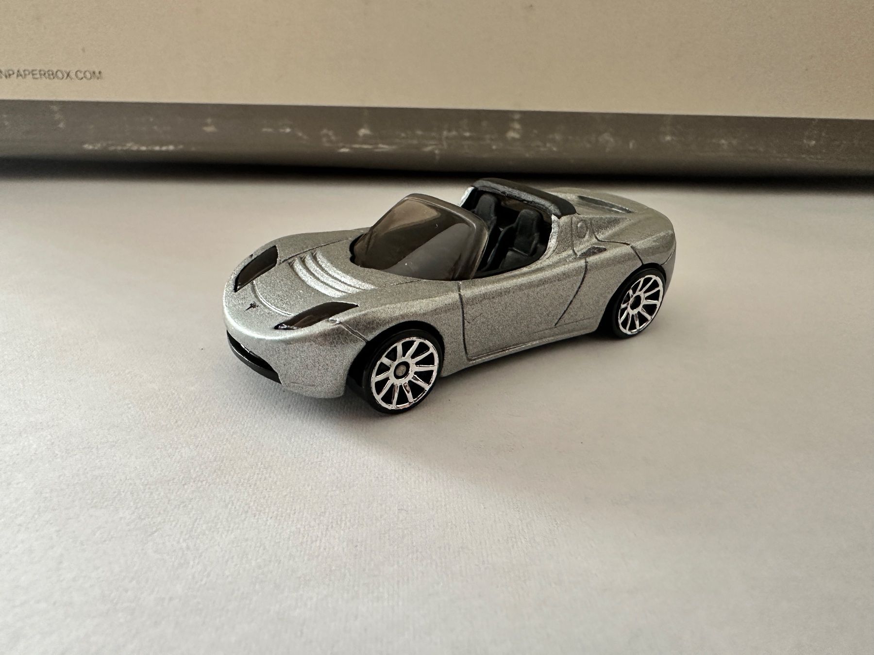 Hot Wheels Modellautos: Hot Wheels Tesla Roadster 2008 – Neu (gemäss Beschreibung) aus Sins von  1