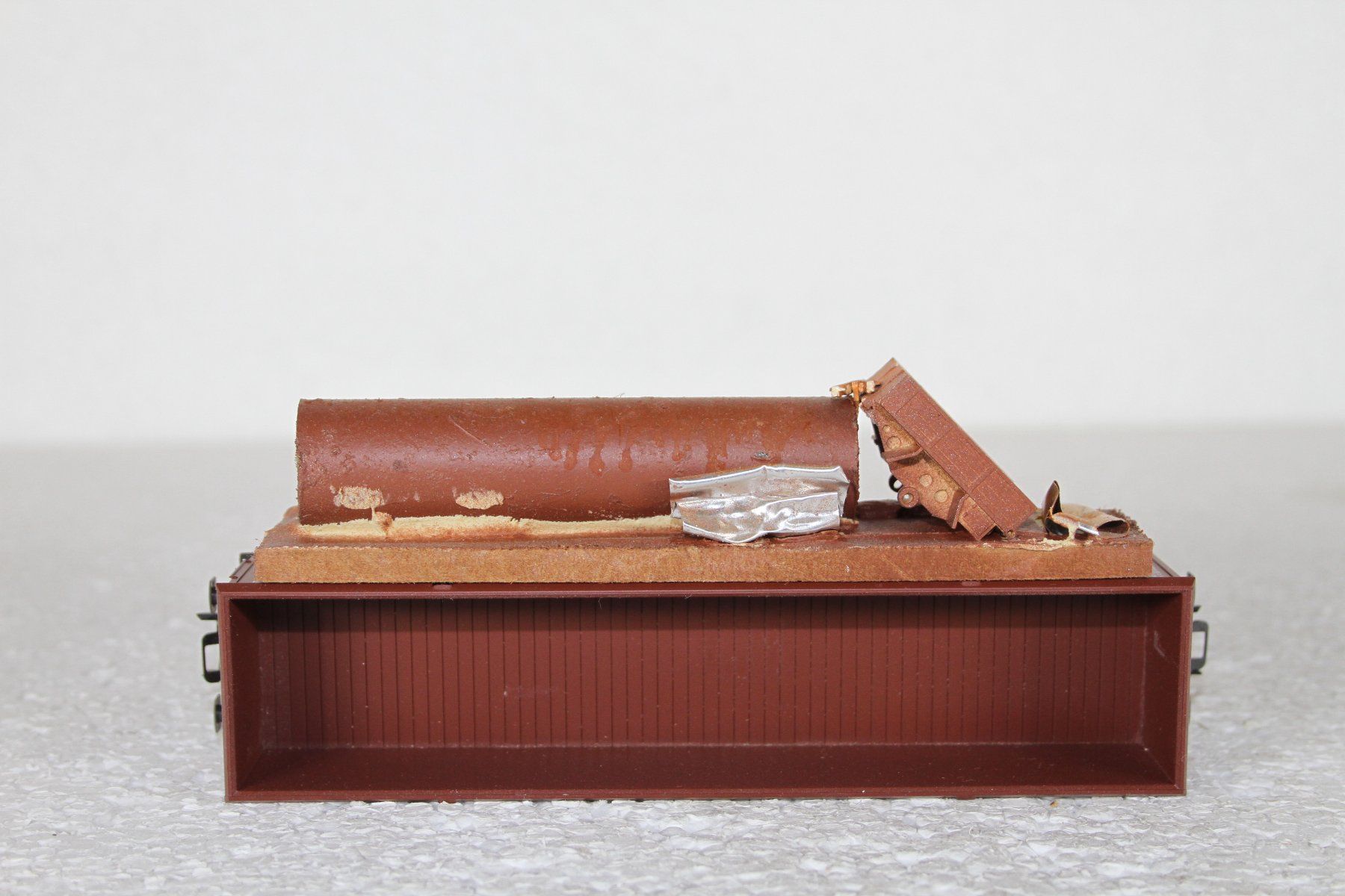 Märklin Modellini di ferrovie: Märklin DB Eaos mit Ladung (2) – Usato da Triesen venduto da gleis8 6