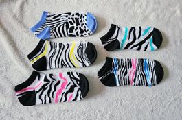 Neu! 5 Paar trendige Socken ca Gr 35 - 39 Zebra