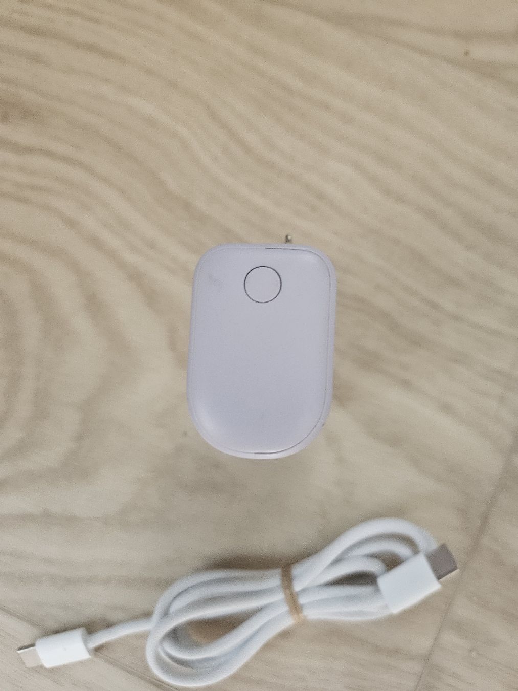 Batterie: Anker 621 Power bank 5000mAh avec Câble – Usato da La Joux FR venduto da car_ck96 5