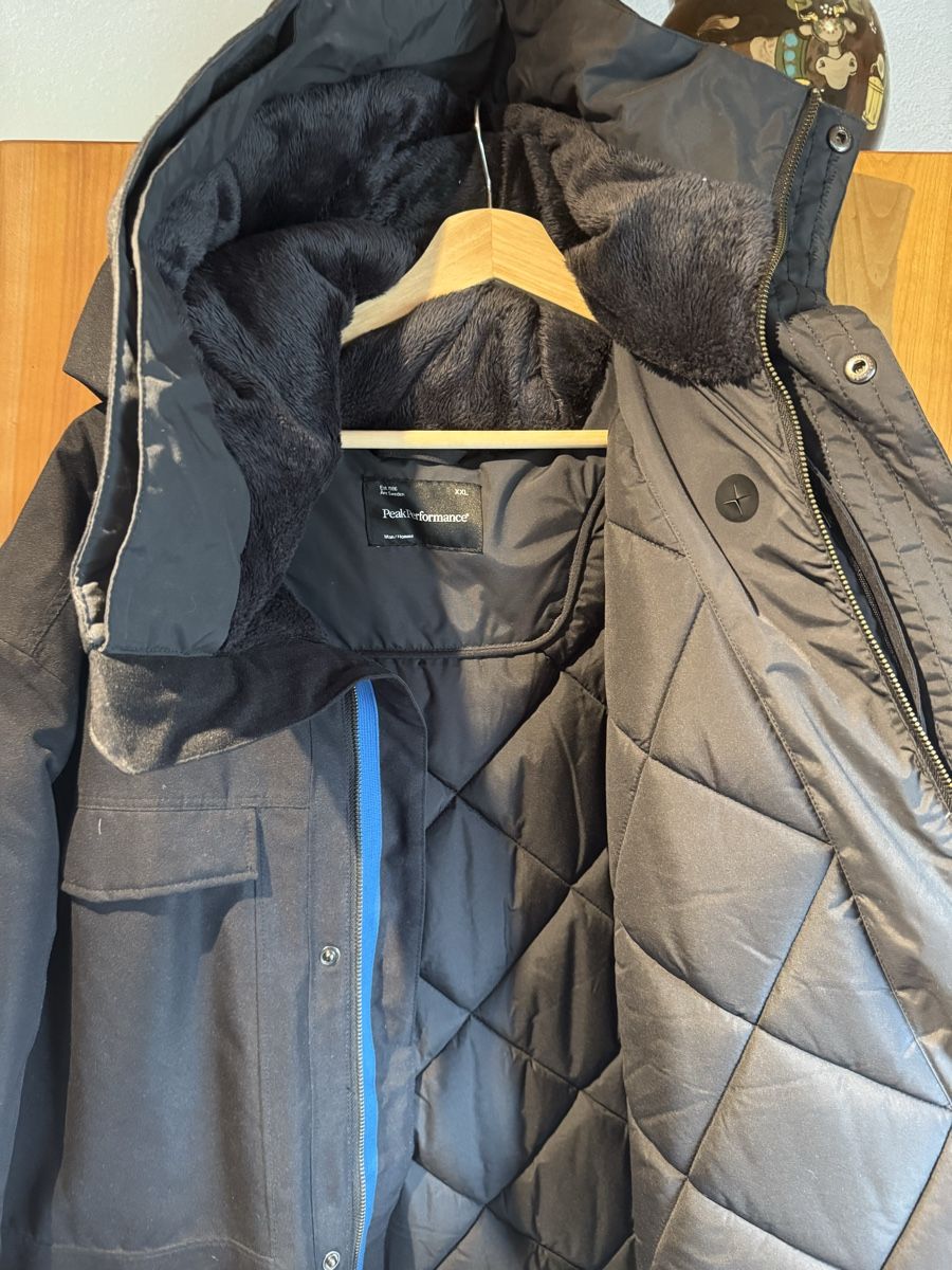 Peak Performance Jacken: Peak Performance Klondyk Parka XXL – Gebraucht aus Wolfwil von T-Bar