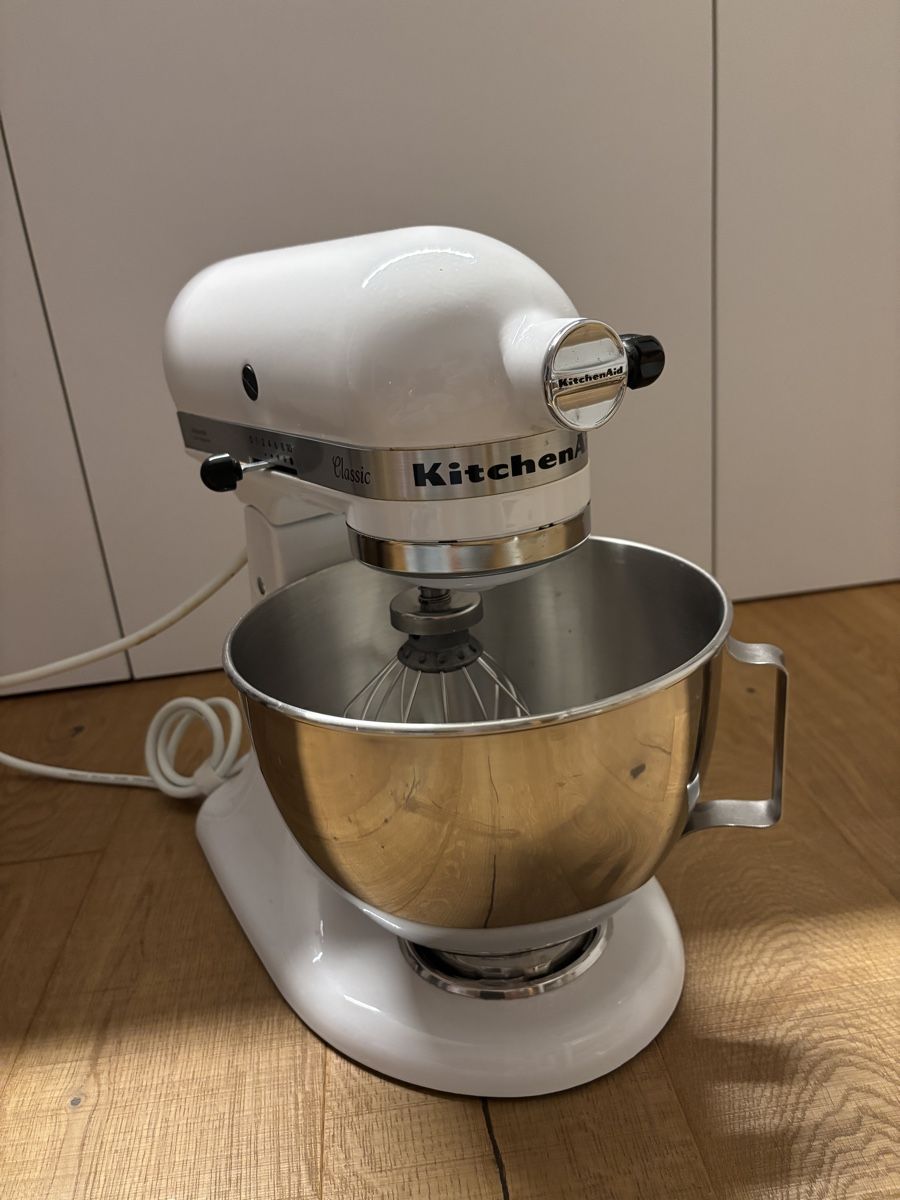 Kitchenaid Küchengeräte: Küchenmaschine KitchenAid Classic weiss – Gebraucht aus Starrkirch-Wil von caine87 6