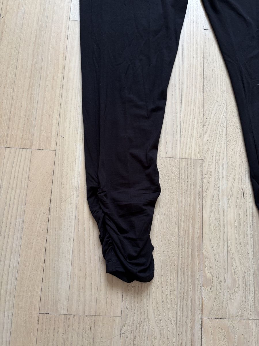 Comma Leggings: Comma Leggings, Gr. 38, Schwarz, NEU! – Nuovo (secondo la descrizione) da Oberengstringen venduto da Marling 1