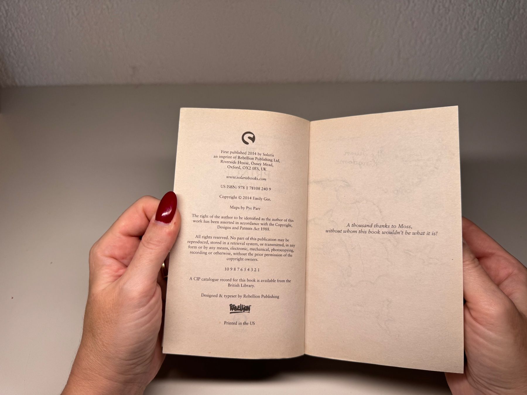 Libri: NOVEL: Emily Gee, The Fire Prince – Usato da Grosswangen venduto da English_books 3