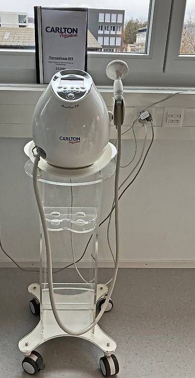 Attrezzature mediche: Carlton Professional Therma Visage  – Usato da Wettingen venduto da Ricolino2025 2