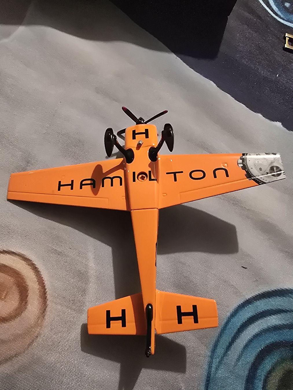 Modellbausätze & Standmodelle: Modèle d'avion orange Hamilton  – Neu (gemäss Beschreibung) aus Satigny von sol_p62c 4