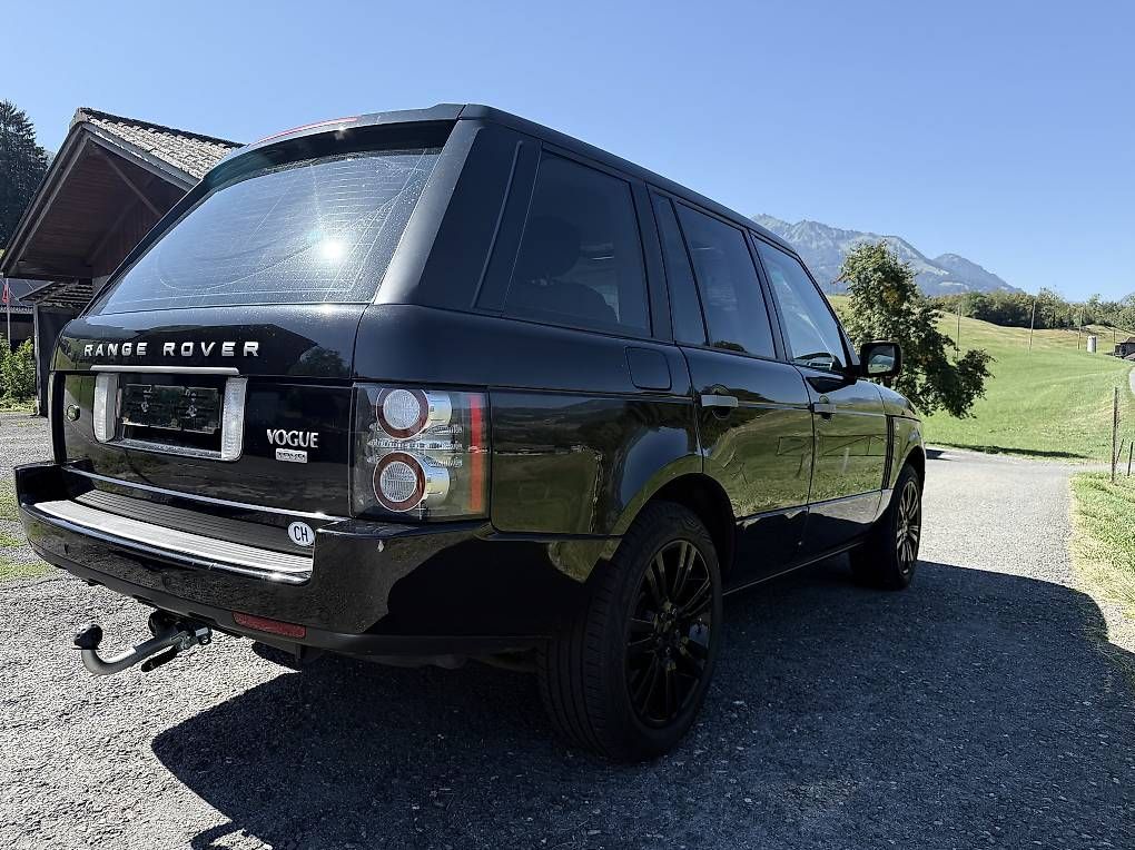 Land Rover Autos: Range Rover Vogue 3.6 TDV8 – Gebraucht aus Kerns von Imdi 3