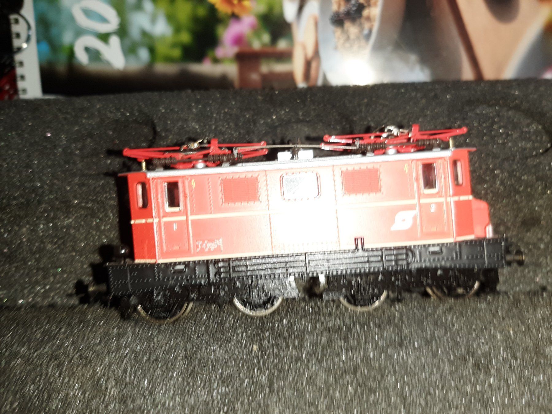 Roco Modelleisenbahnen: ROCO OBB 1045 014-6 – Gebraucht aus Avully von RIVALIS