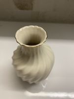 Fluted Spiral Vase (12,7cm) 24K Gold Accents Spring