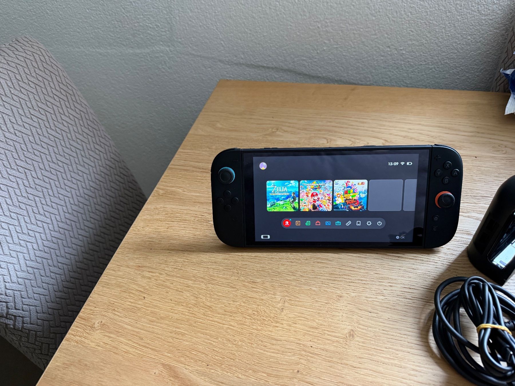 Nintendo Consoles: Nintendo Switch 2 – D'occasion à Domat/Ems par be1_y5h7 3