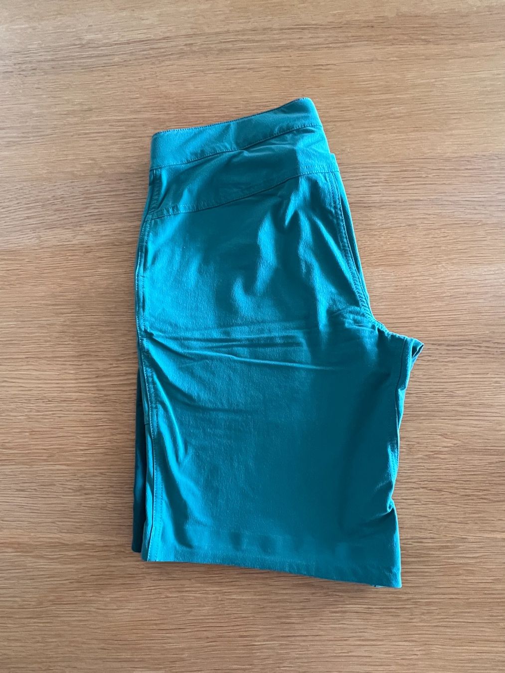 Ortovox Pantaloni: Ortovox Wandershorts Grösse M – Usato da Solothurn venduto da Scoony 1
