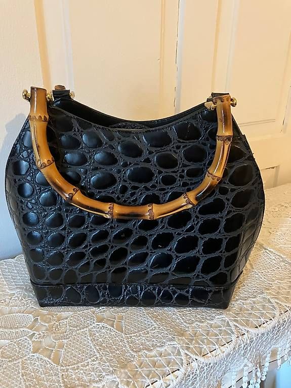 Borse da donna: Exklusive Vintage - Handtasche mit Bambusgriff – Usato da Jenaz venduto da inf_zbx8 1