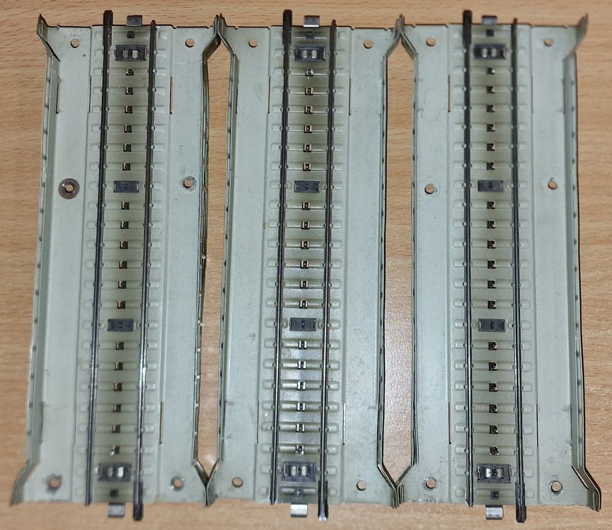 Märklin gerades Rampenstück 7168 gerade blech M-Gleis (Gebraucht) in ...