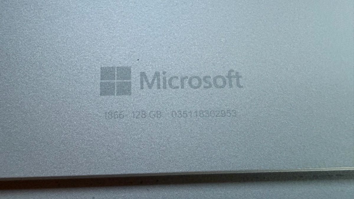 Microsoft Notebook: Microsoft Surface Pro 7 (128 GB) – Usato da Rehetobel venduto da ZM81 4