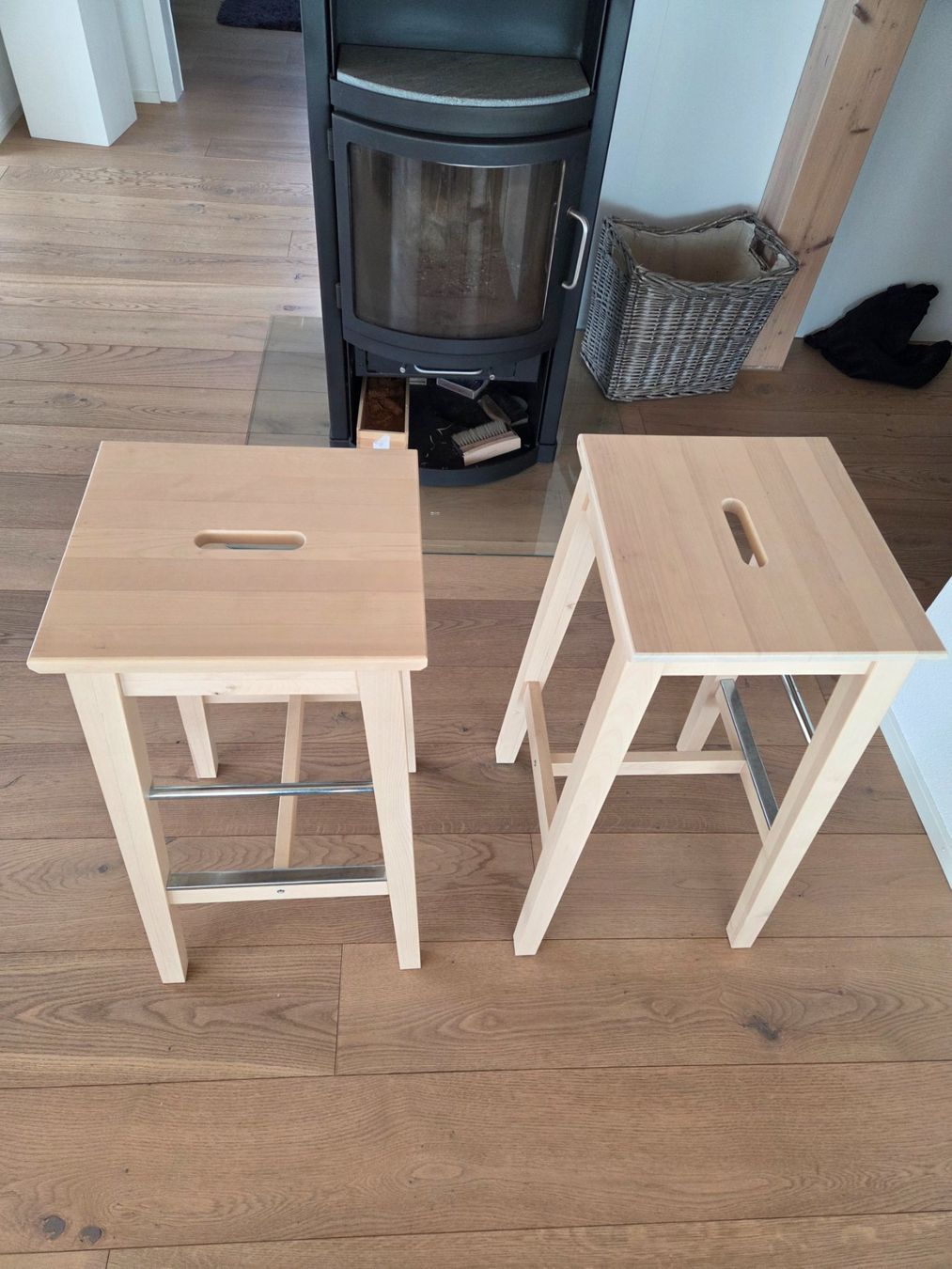 Ikea Seggioloni: Barhocker Set 2 Stück Holz hell 75 cm wie neu – Usato da Engelberg venduto da ser_8bbx 1