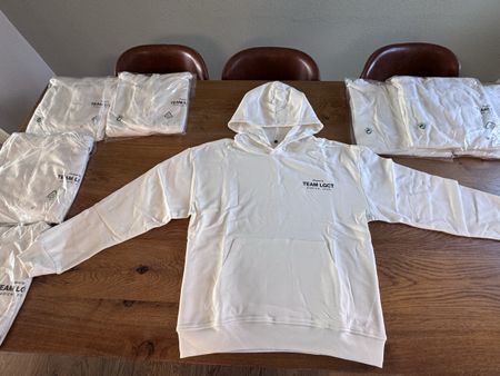 8x Team LGCT Kapuzenpullover Grösse M neu verpackt