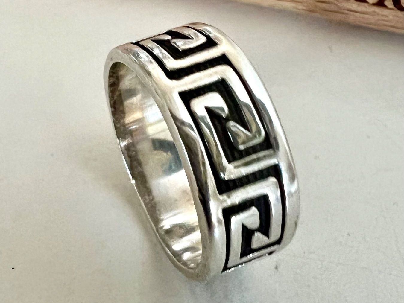 Ringe: Silber 925 Band Ring oder Zehenring Meander-Design 6mm G47 – Gebraucht aus Ruswil von artbyhand