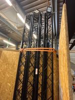 6 Traversen mit Leuchtmittel (Lot 294) 2504 Biel