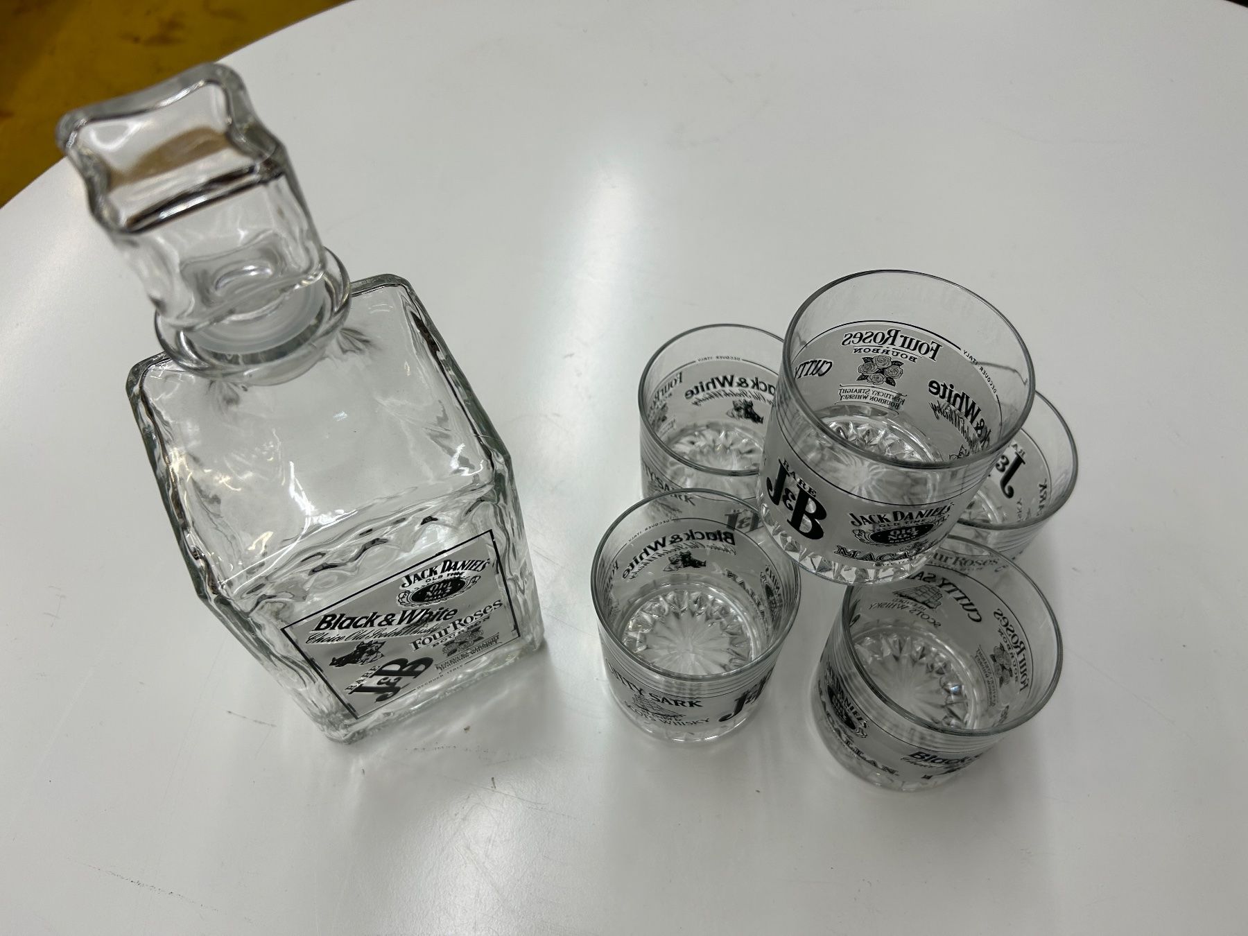 Bicchieri: 5 Whisky Gläser mit Karaffe von Jack Daniel's – Usato da Zürich venduto da Levelart 1