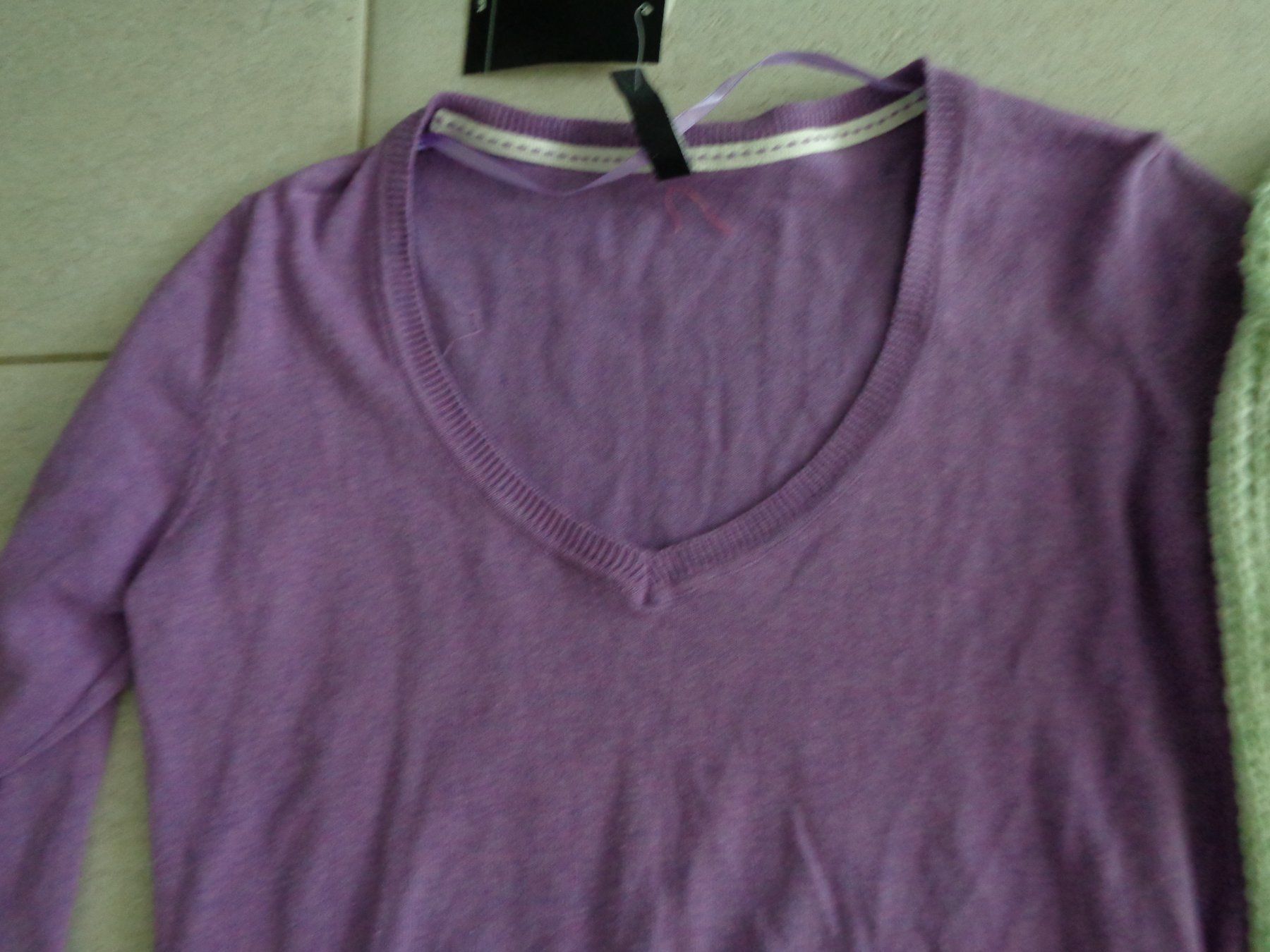 Lotti di vestiti: 3xPULLOVER  GR.M NEU UND NEUWERTIG – Usato da Rotkreuz venduto da Samballi 1