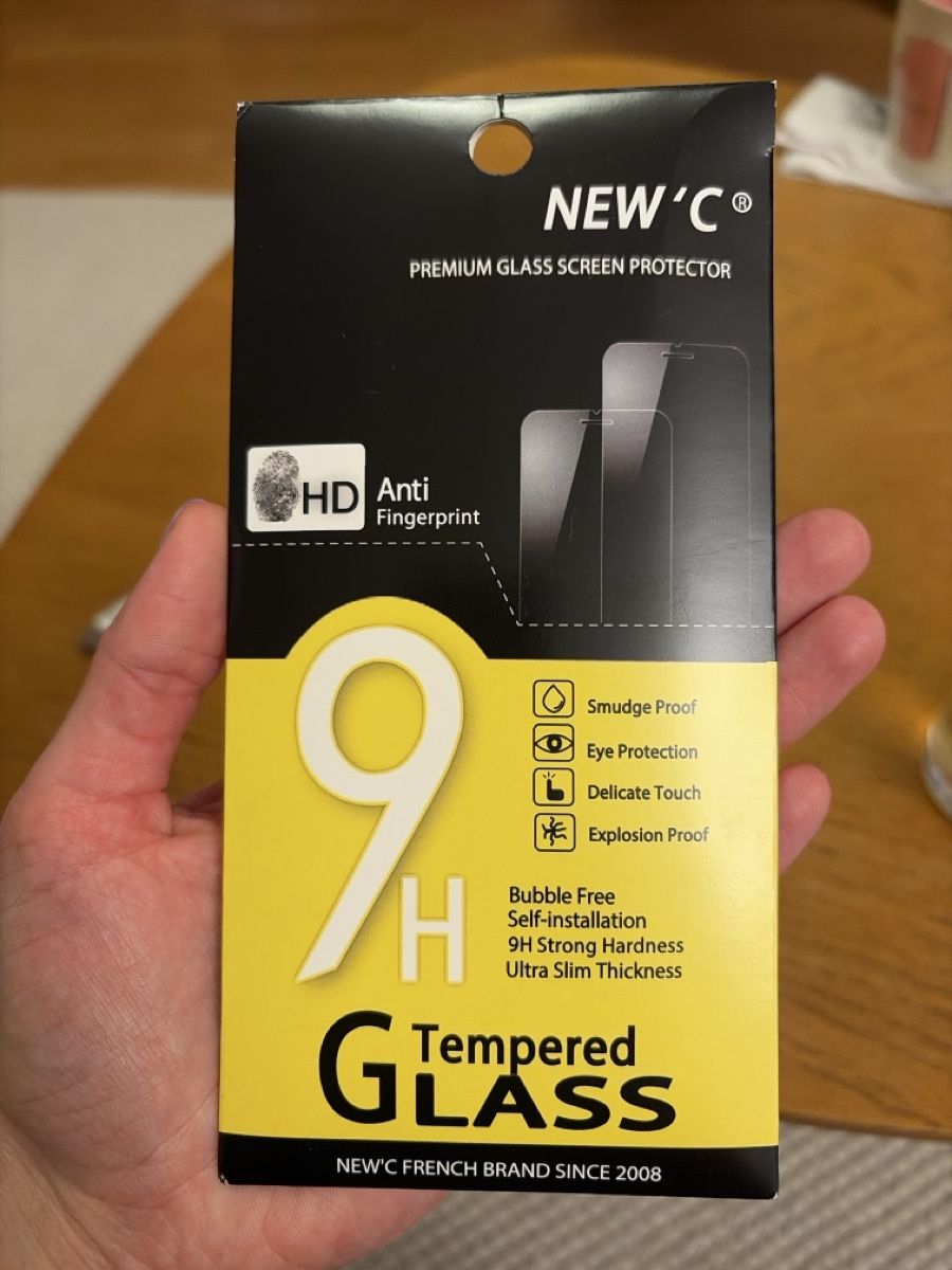 Ritocchi & pellicole di protezione: New'C iPhone 13 mini screen protector, tempered glass – Nuovo (secondo la descrizione) da Zürich venduto da zucchetti13