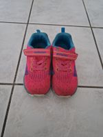 Turnschuhe Marke Elefanten Grösse 30