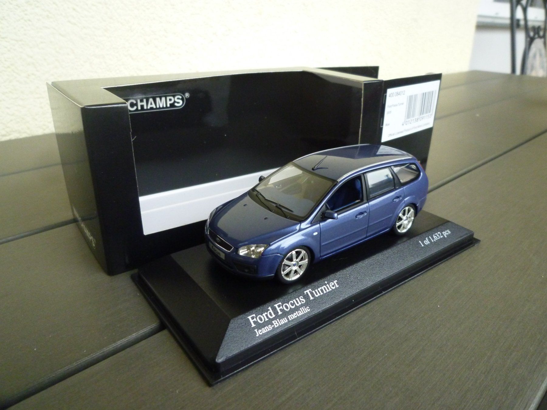 Modellini d'auto: Ford Focus Turnier (2005) – Nuovo e nell'imballaggio originale da Flawil venduto da Imperiosud 5