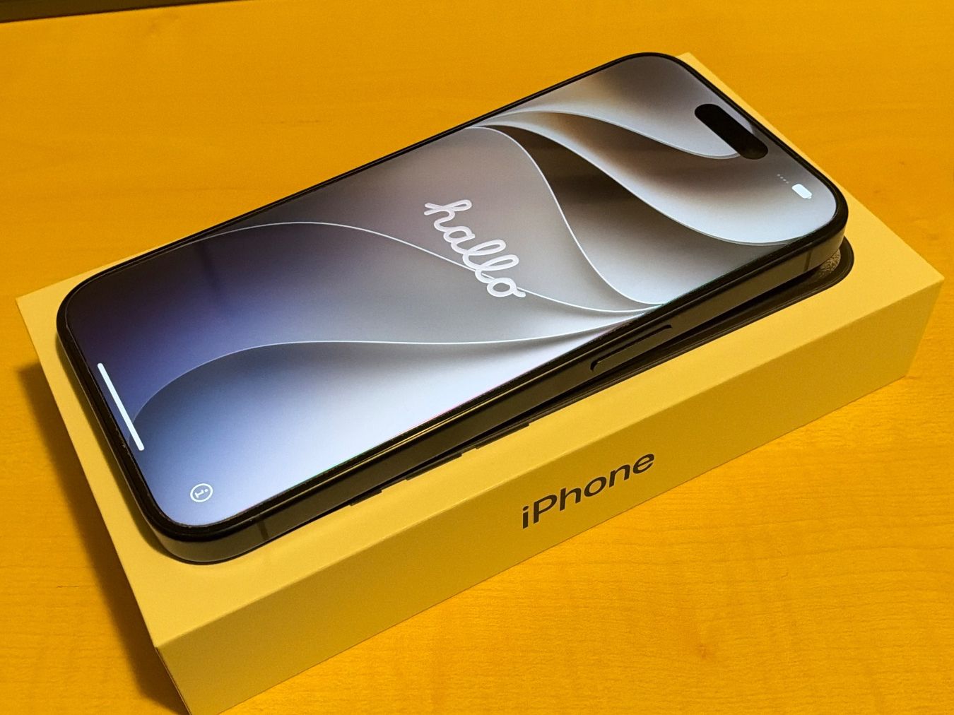 Apple Telefoni cellulari / Smartphones: Apple iPhone 15 Pro 256 GB – Difettoso da Winterthur venduto da Winterthurer_86 2
