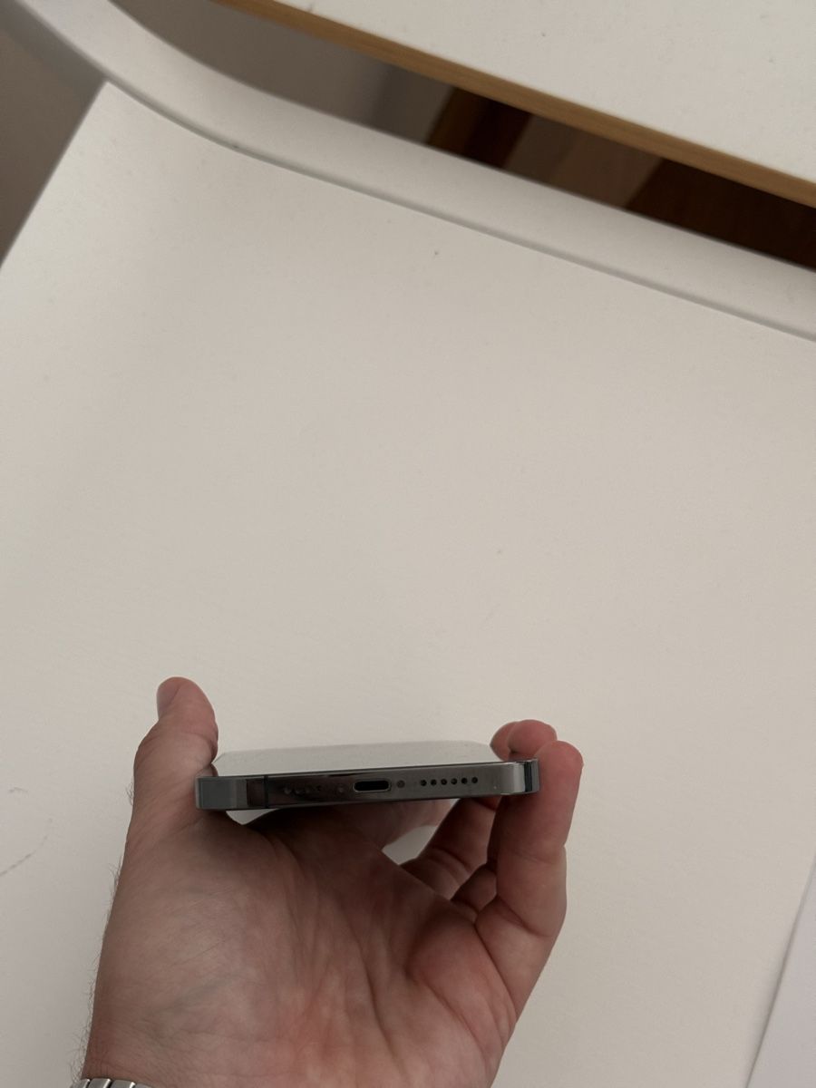 Apple Handys / Smartphones: Iphone 12 pro max 256 gb – Gebraucht aus St. Gallen von bie_kpz9 3