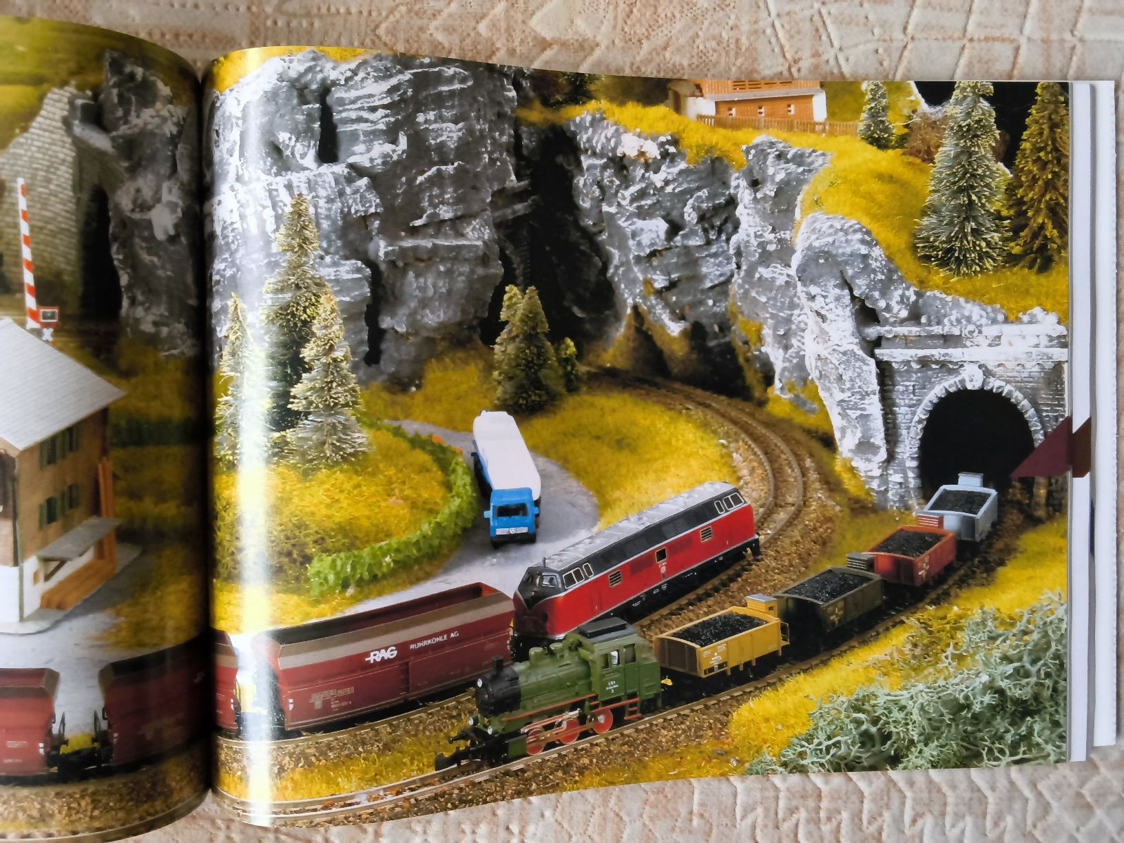 Bücher: Märklin gesamtkatalog 1992 /93  – Gebraucht aus Hallau von histoiremerveilleuse 9