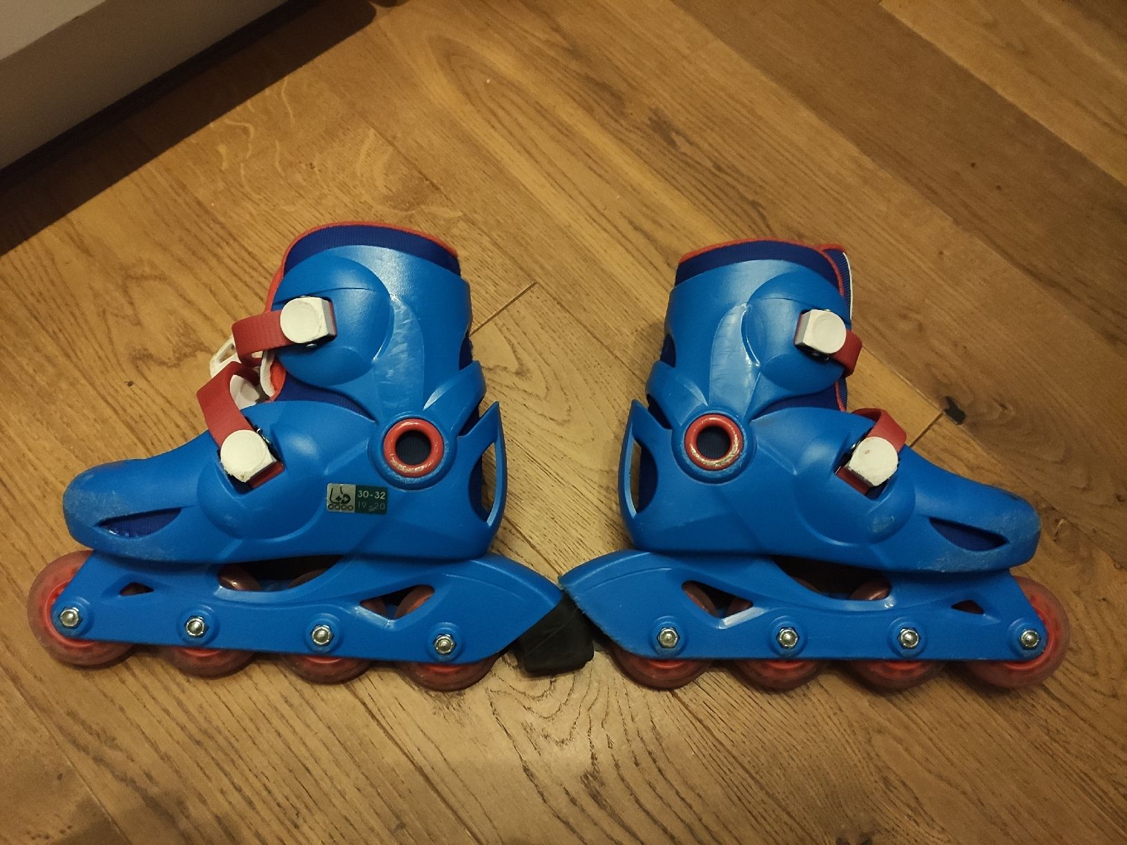 Pattini in linea & Pattini a rotelle: Roller enfant PLAY3 bleu rouge – Usato da Neuchâtel venduto da snips01 1