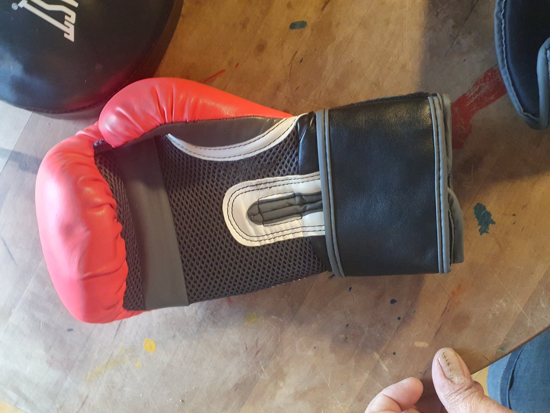 Everlast Guanti & manicotti: Everlast Kickboxset grösse 10 – Usato da Zürich venduto da loosebone 7