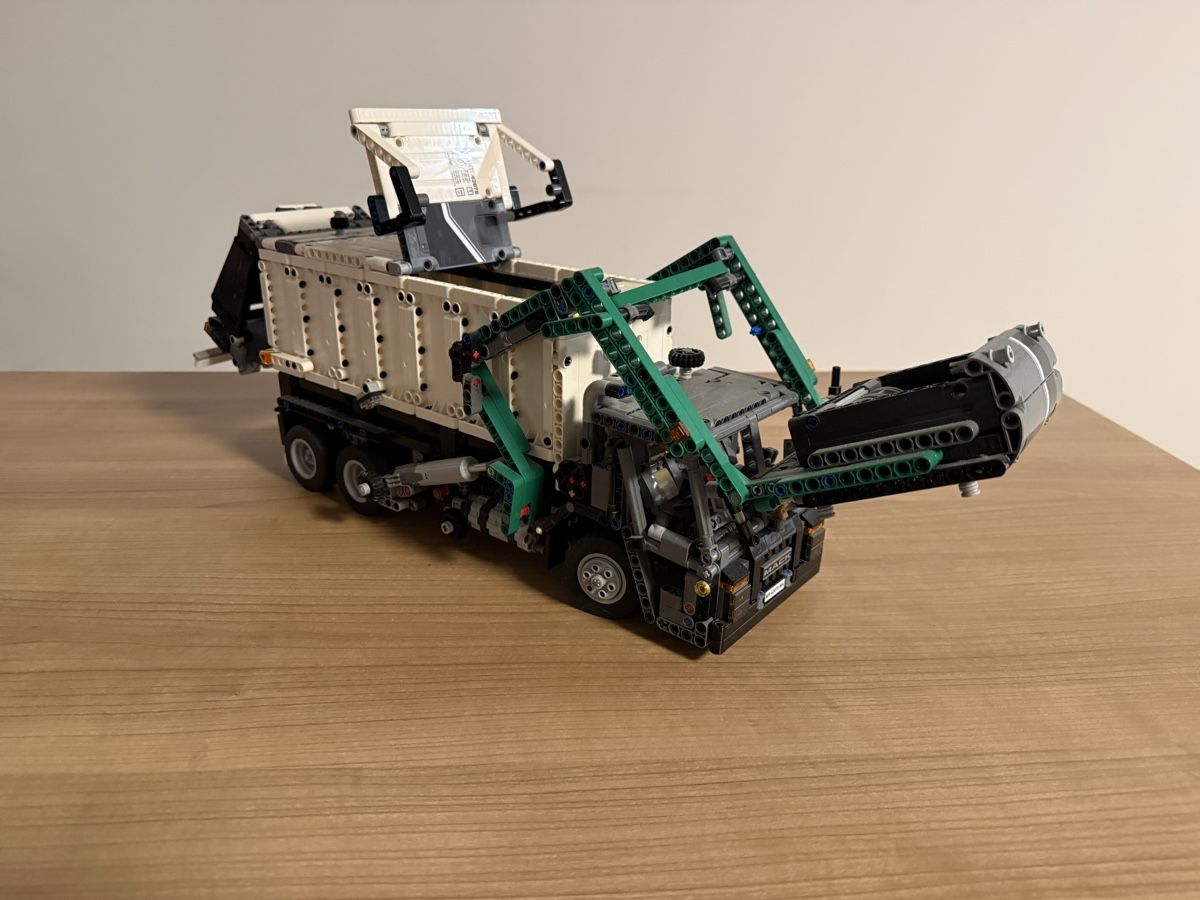 Lego Kit di costruzioni: LEGO Mack Anthem 42078, LEGO Technic – Usato da Luzern venduto da Sbalu1984 2