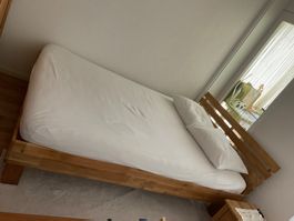 Lit en bois 140/200