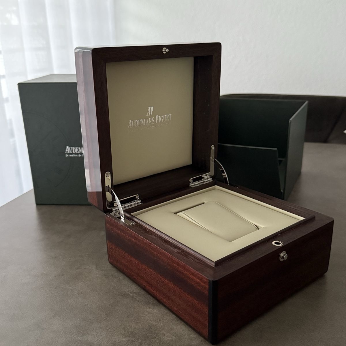 Scatole porta orologi: Audemars Piguet – Nuovo (secondo la descrizione) da Villmergen venduto da Swiss2011 5