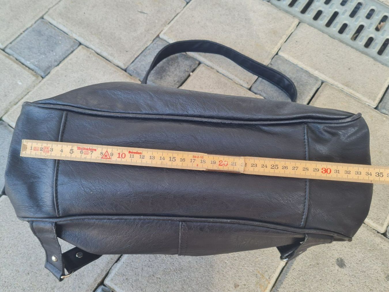 Taschen für Damen: Handtasche / Schwarz-Silber / Damen – Gebraucht aus Safenwil von Husqi2000 8