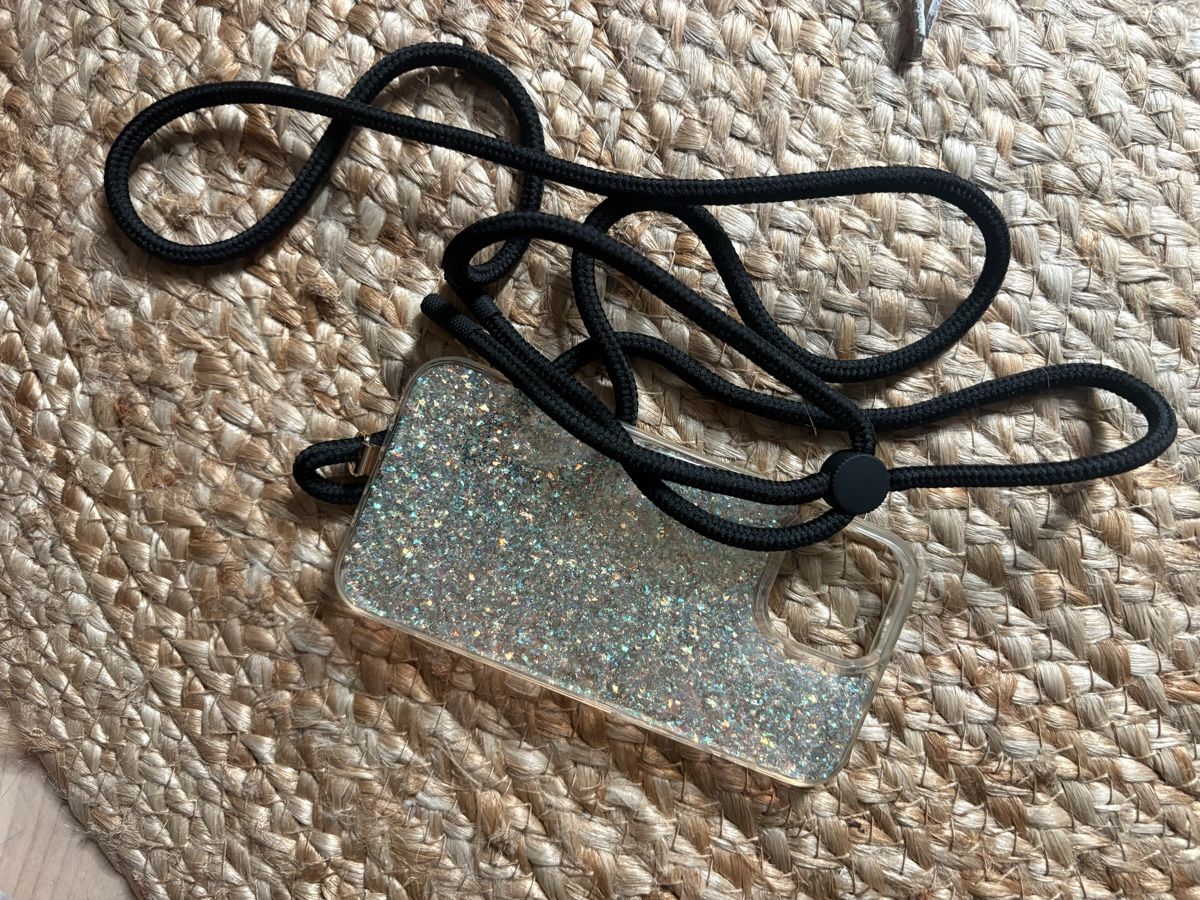 Apple Coques & Protection écran: Handykette iPhone 13 Mini – D'occasion à Zürich par chloe26
