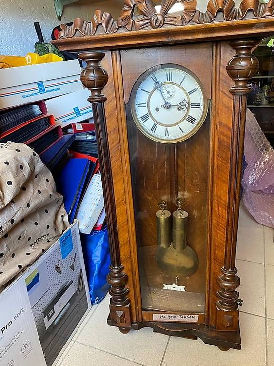 Payer Diriger utilisateur pendule ancienne a balancier Cour Habituel orientation