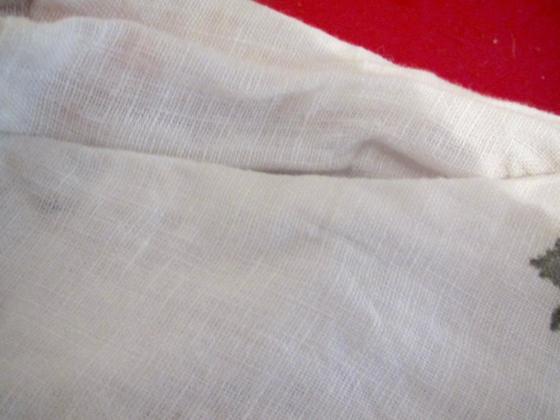 Lots de vêtements: SHORT ET TSHIRT – D'occasion à Murten par Selliot 2