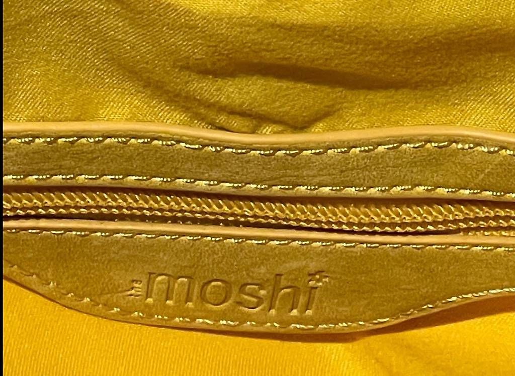 Taschen für Damen: THE MOSHI TASCHE GELB SONNE PUR – Gebraucht aus Rigi Kaltbad von sonnenbaum 4